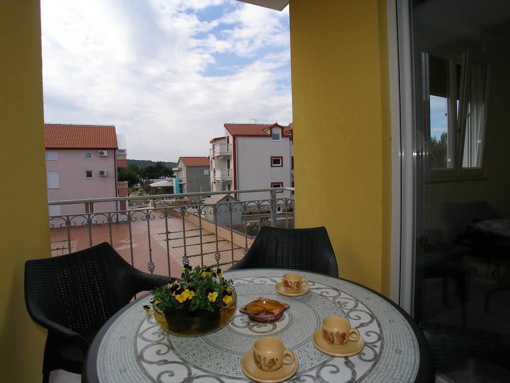 Apartments Marina Vodice Exterior photo